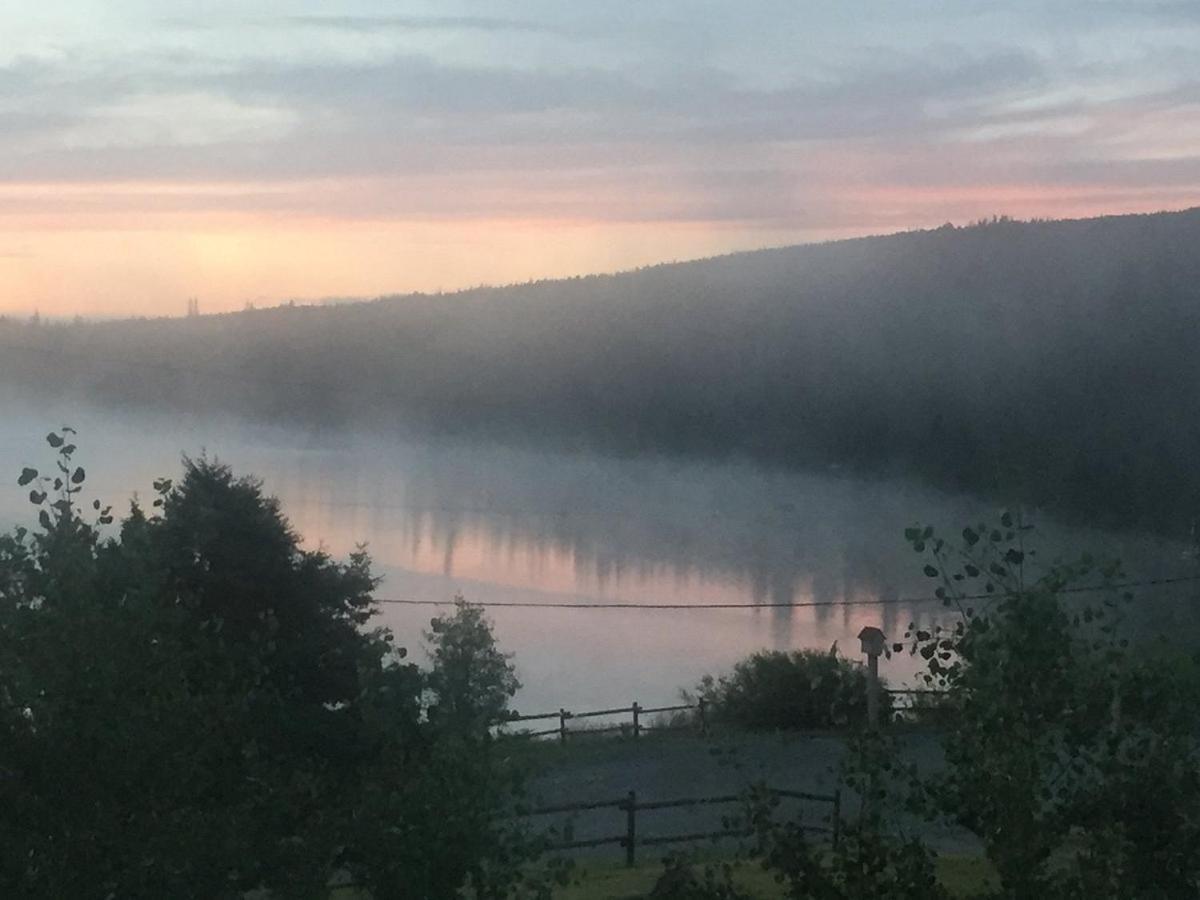 Lac Le Jeune Nature Resort Logan Lake エクステリア 写真