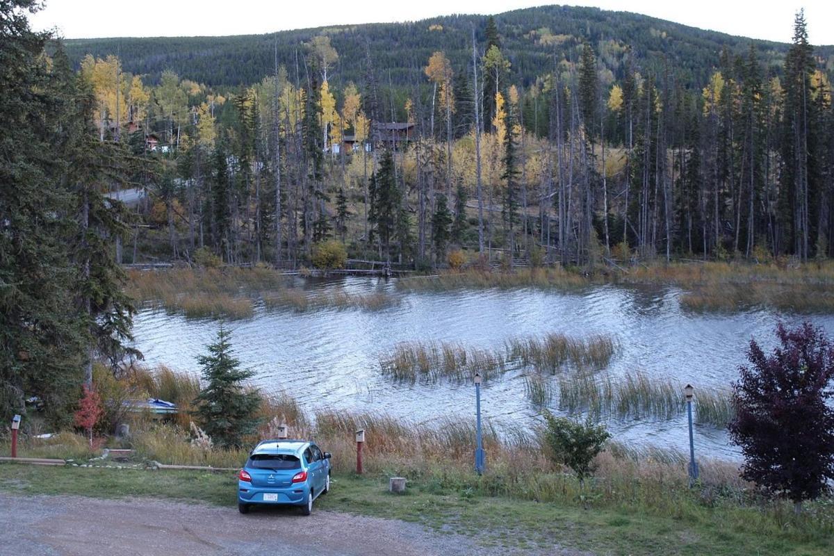 Lac Le Jeune Nature Resort Logan Lake エクステリア 写真