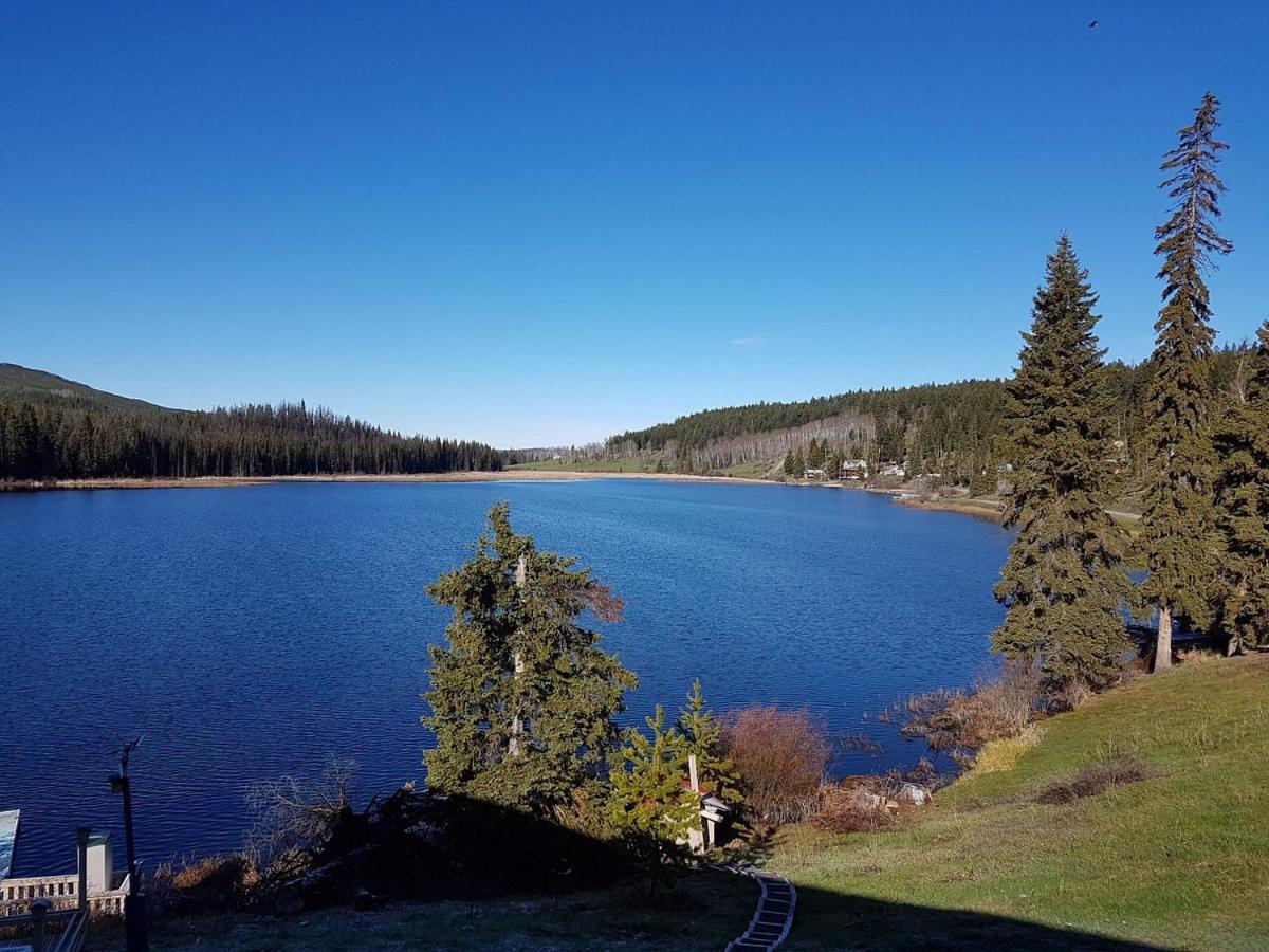 Lac Le Jeune Nature Resort Logan Lake エクステリア 写真