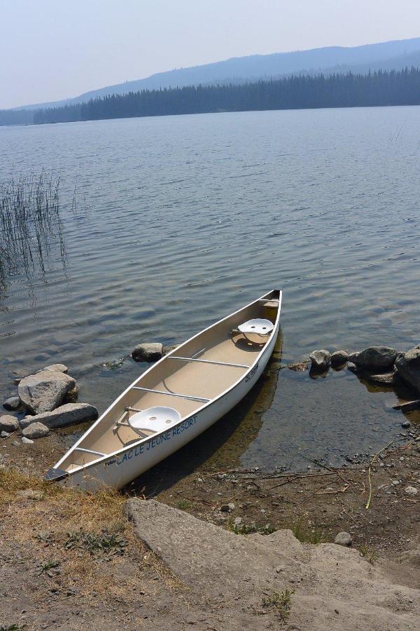 Lac Le Jeune Nature Resort Logan Lake エクステリア 写真