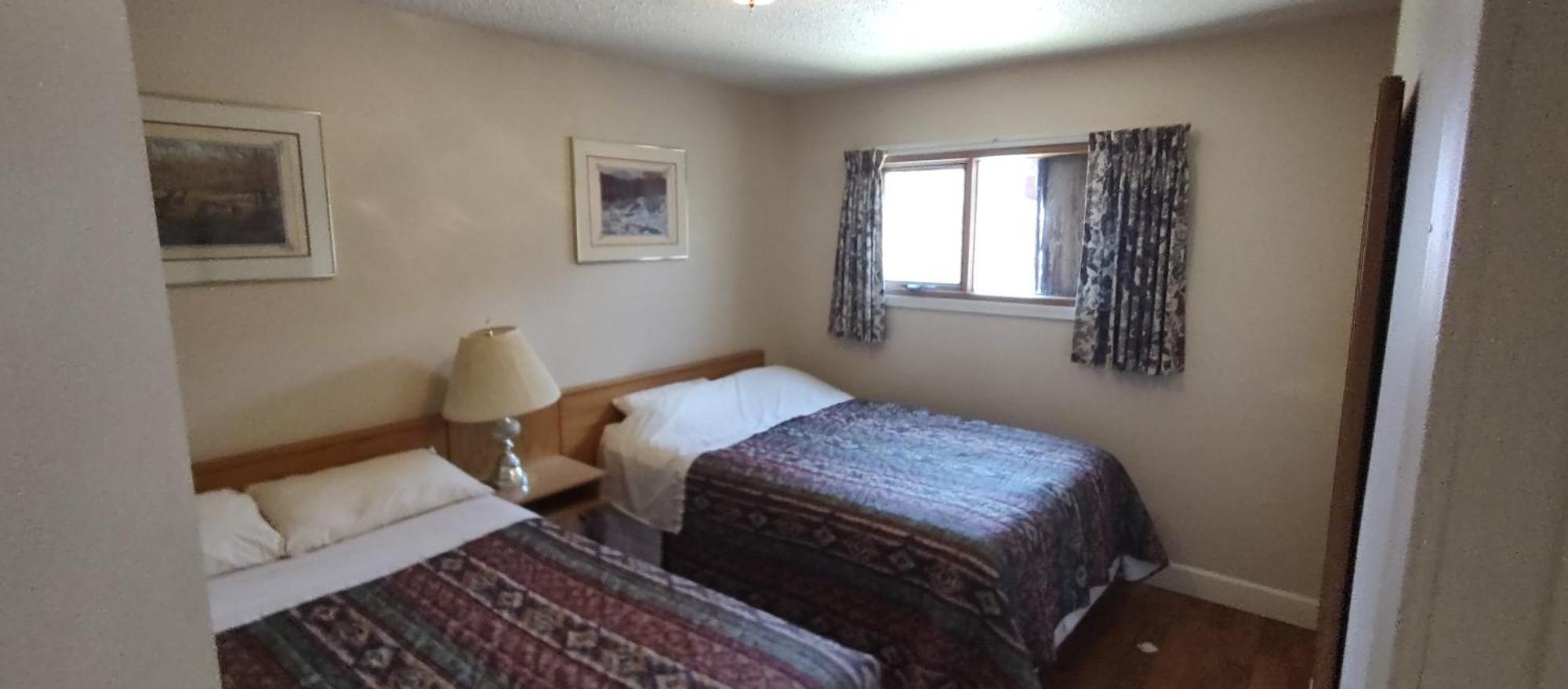 Lac Le Jeune Nature Resort Logan Lake エクステリア 写真